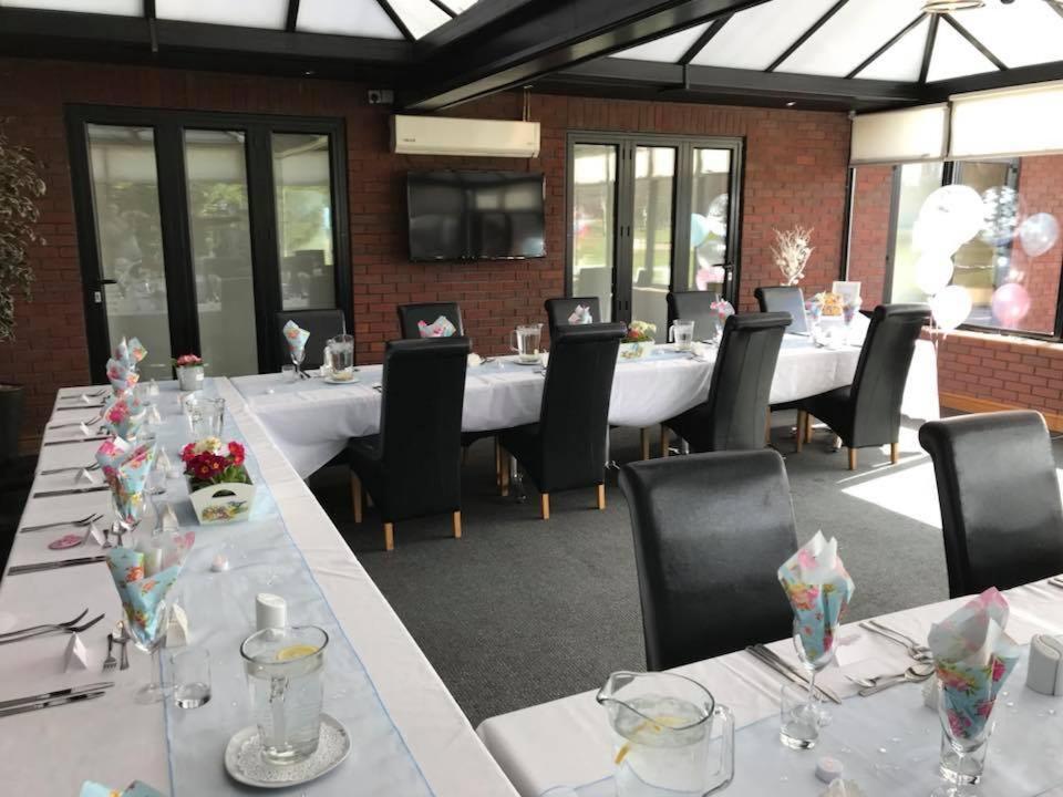 Calderfields Golf & Country Club Hotel Walsall Exterior foto