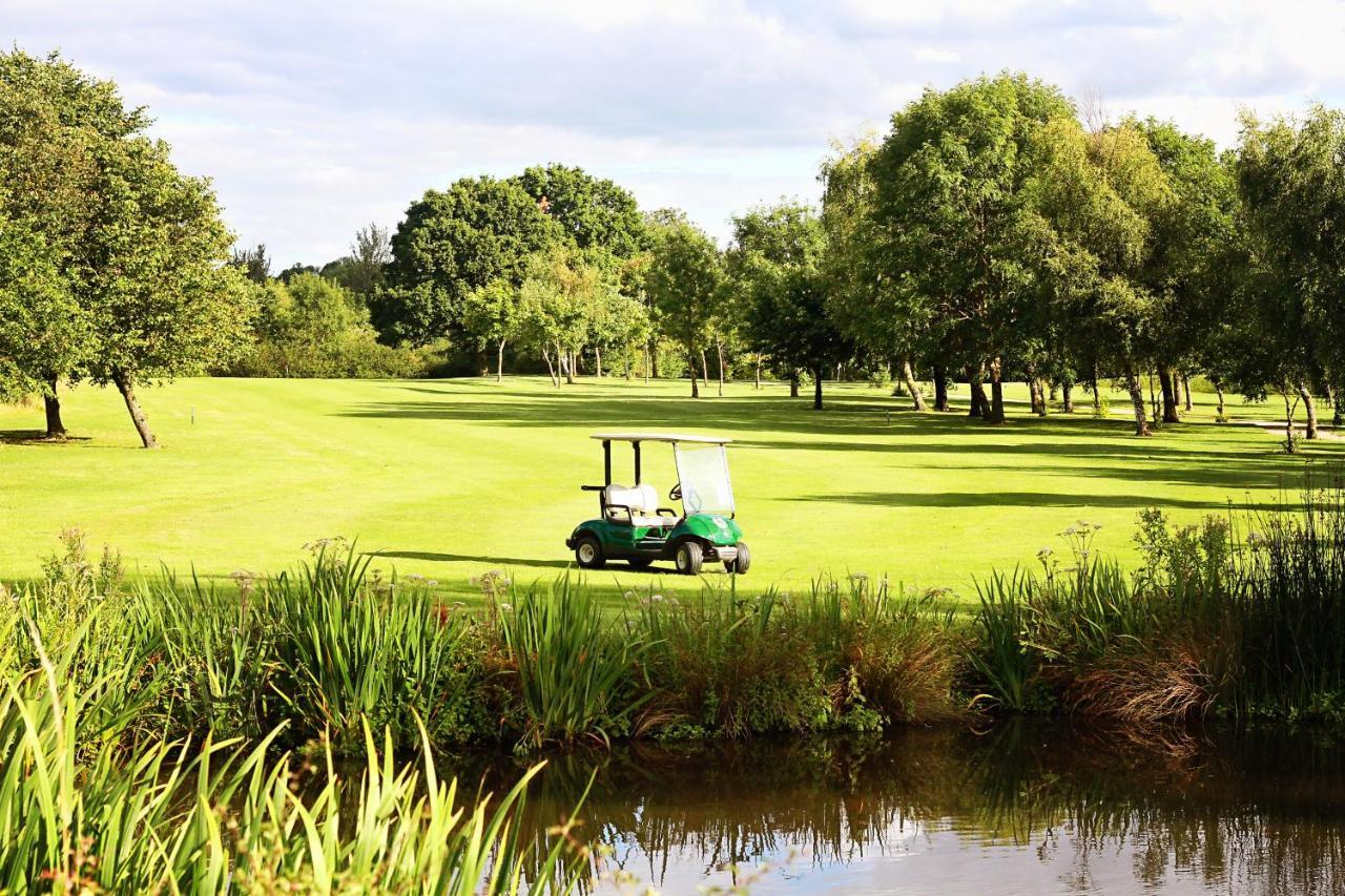 Calderfields Golf & Country Club Hotel Walsall Exterior foto
