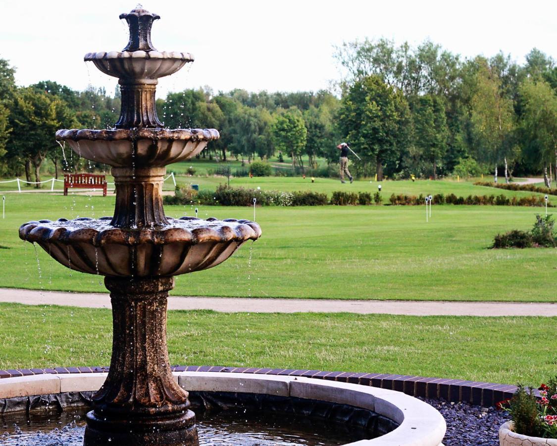 Calderfields Golf & Country Club Hotel Walsall Exterior foto